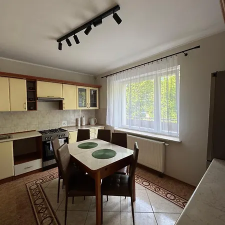 Sloneczny Apartment *